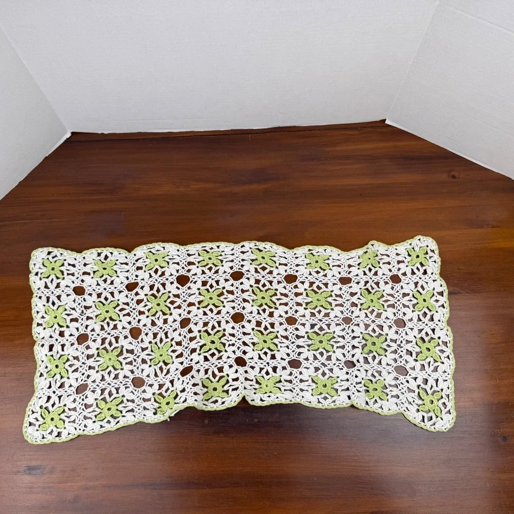 Vintage Handmade Crochet Doily Set 3pc Cottage Sage Green Floral Pineapple Lace
